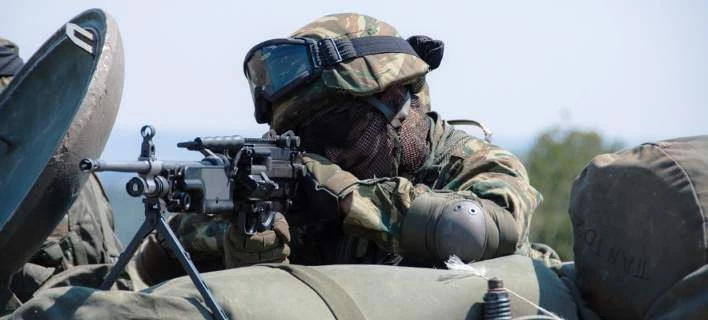 Επίδειξη δύναμης και υπεροχής – Ο ελληνικός στρατός σαν να ήταν σε πεδίο μάχης (εικόνες)